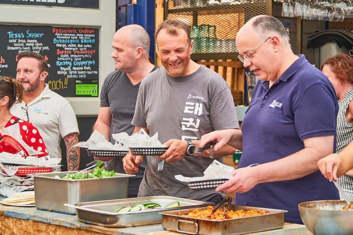 Great food, great company! This is how we do Networking. Our last meeting before August break is happening next Tuesday! We already have some visitors booked on so why not join them? Get in touch for more info #dbfy #OldhamHour @KellyBMSunshine