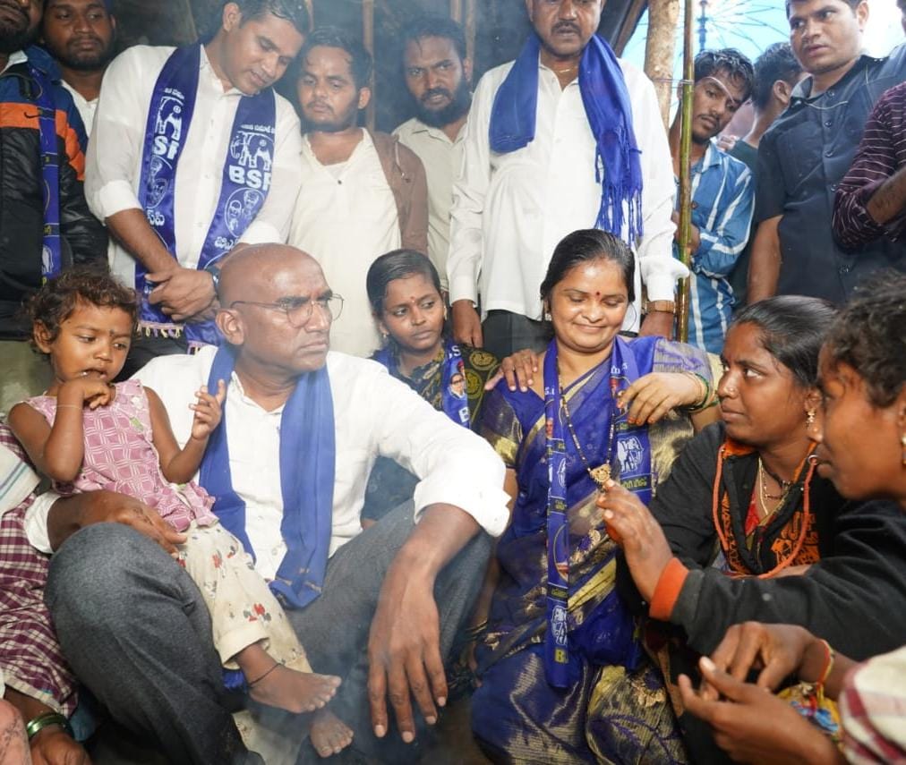 vamshi_icon_'s tweet photo. జాలి పడడానికి రాలేదు ఆస్తులు ఇవ్వడానికి రాజ్యం ఇవ్వడనికి వచ్చారు @RSPraveenSwaero 
@RSPGIRIJANASENA https://t.co/3JjgR3msOs