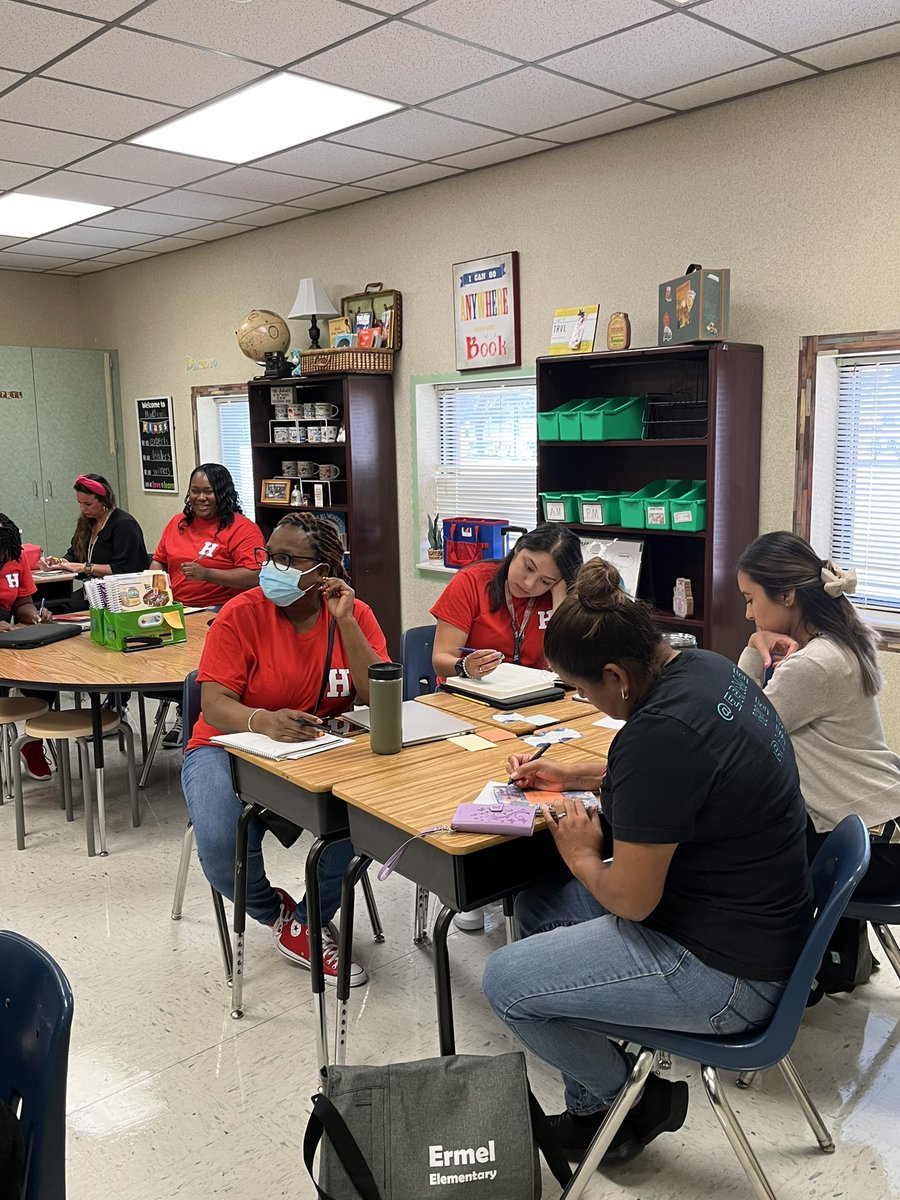 KristalWashin16's tweet photo. Aldine’s ADSY District Staff Development day is in full swing and our fabulous trio is working it!!! 👩🏽‍🏫📚#CurriculumDocuments #UnitUnpacking #ClassroomEnvironment https://t.co/QzF80BXPZc