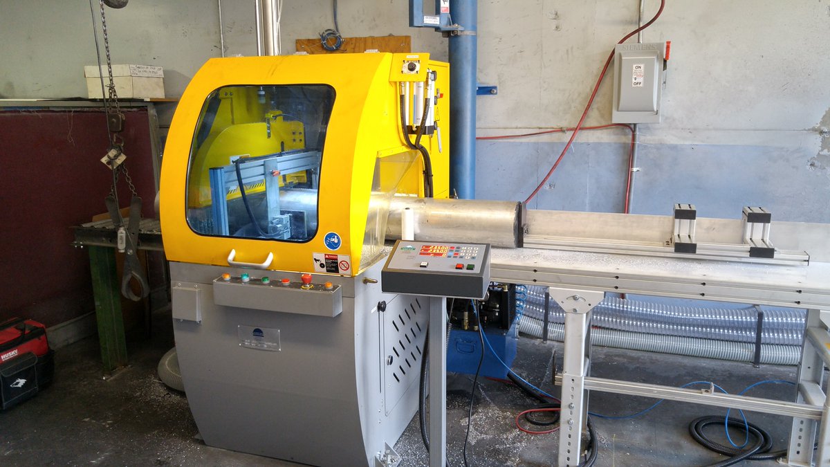 KentuckyGauge's tweet photo. Still struggling to overcome the labor shortage? 

Add a Kentucky Gauge system to your existing sawing, drilling or punching applications to allow even your greenhorns to become your most productive operators. 

Learn more at https://t.co/YZPevlLsSy.

#LengthStop #Manufacturing https://t.co/IBqKgPAIGQ