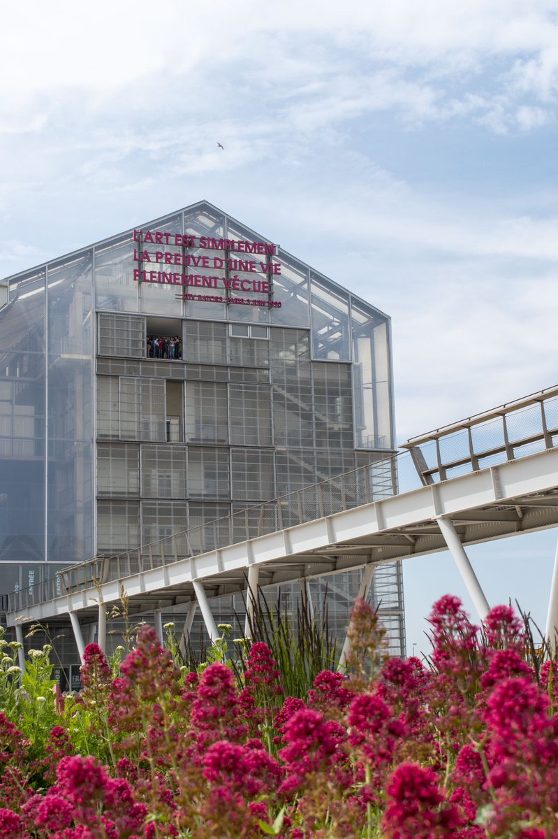 Bonne nouvelle, le <a href="/fracgrandlarge/">Frac Grand Large</a> à <a href="/Dunkerque/">Ville de Dunkerque</a> est ouvert ce jeudi #14Juillet aux horaires habituels (14h-18h) : 5 #expositions à découvrir, soit + de 200 œuvres d’art et de design ! Alors, à demain 👋🏻

<a href="/PLATFORM_FRAC/">PLATFORM</a> @DK_Culture <a href="/hautsdefrance/">Région Hauts-de-France</a> <a href="/P_Vergriete/">Patrice Vergriete</a> <a href="/kidsindunkerque/">Kids In Dunkerque</a>