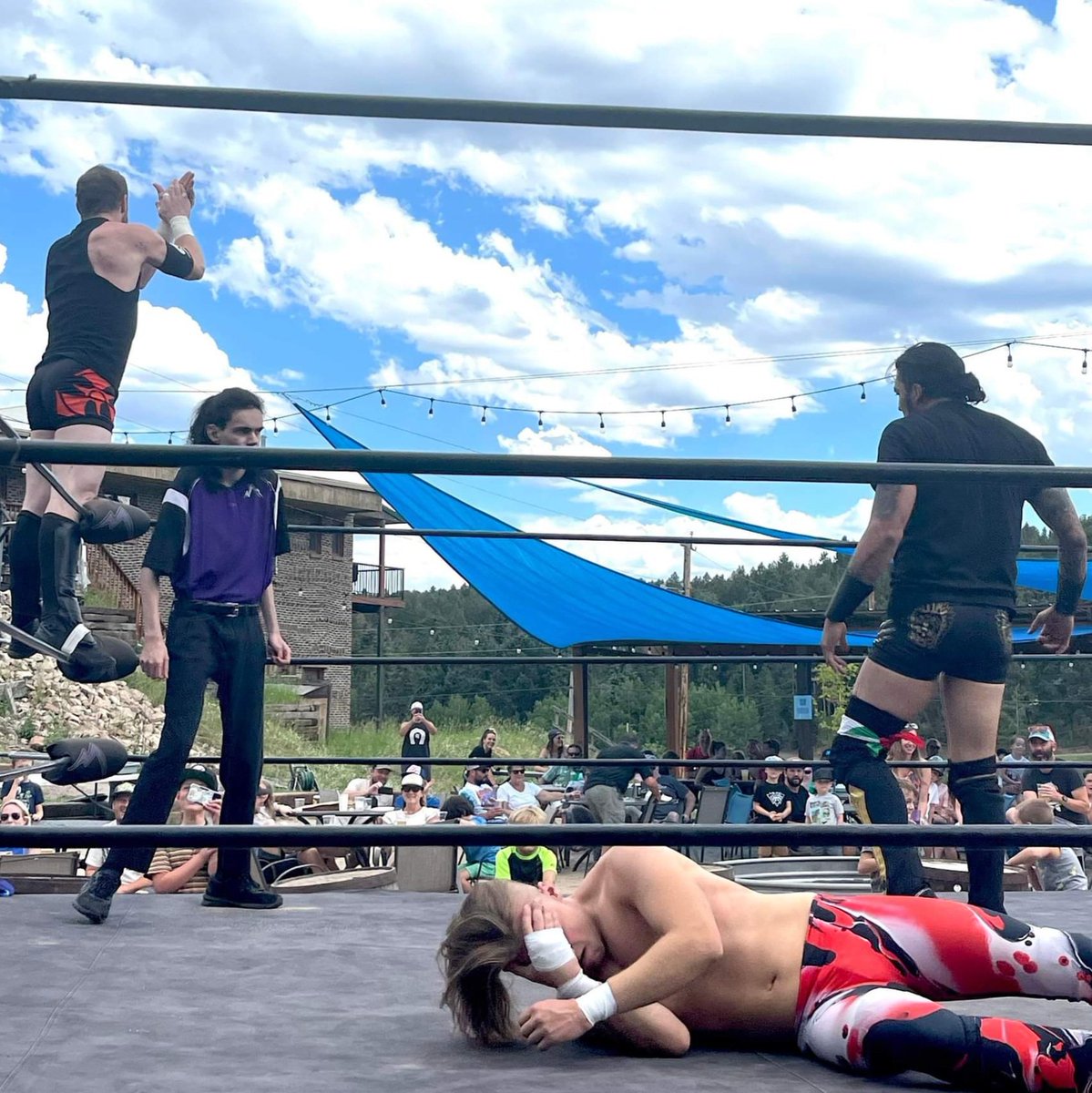 The Island 🏝 
These are the moment that I live for. That WE live for🙌🏼
🐆🦦🐦--------------🐍🌋