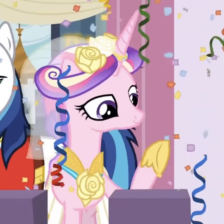 her wedding ensemble is so pretty y'all