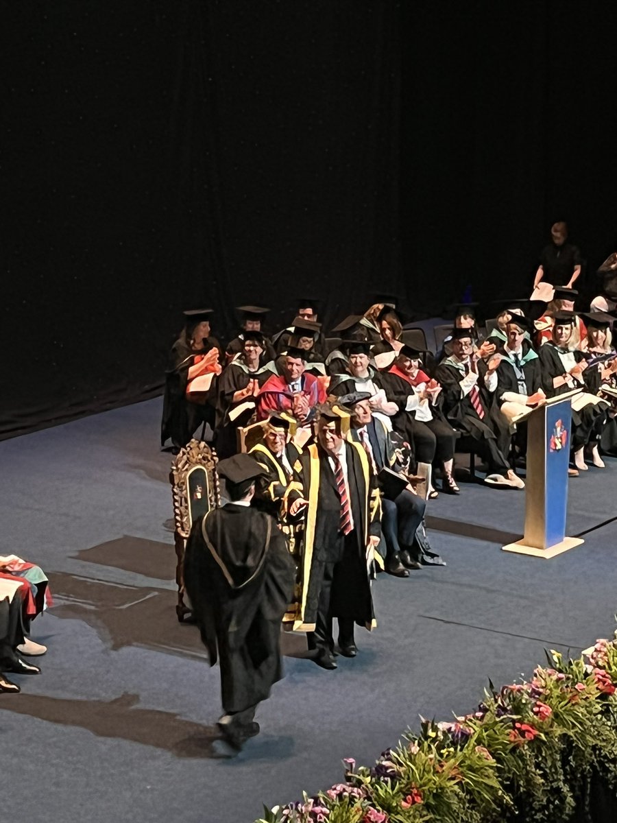 TrudiMeyrick's tweet photo. Proud to be part of the degree ceremony as SWP officers receive their academic qualification as part of their PEQF in collaboration with @UWTSD . All of this on top of a demanding role in policing. What a fantastic achievement 👏 👏 @swpolice @SWPSwansea https://t.co/N7KAvWZqvn