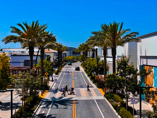 Gonna be a bright, bright sunshiny day 🌞🎵

.
.
.
#manhattanvillage #manhattanbeach #southbay #beachcities #losangeles #california #shopping #dining #positivevibes #travelgram #photography