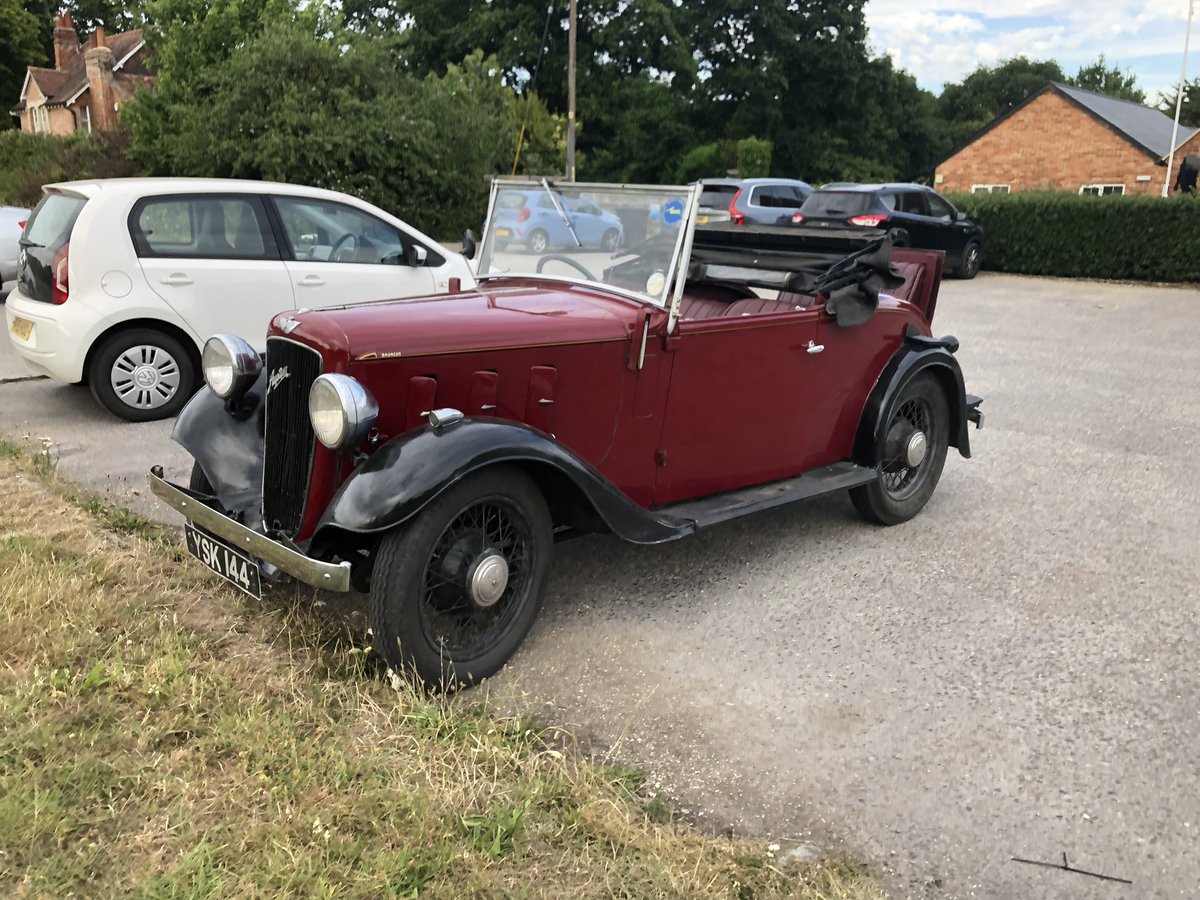 miniphernalia's tweet photo. Quality motors down the pub tonight #AustinTourer - https://t.co/HmO8jTXWcD https://t.co/farMuWEdGS