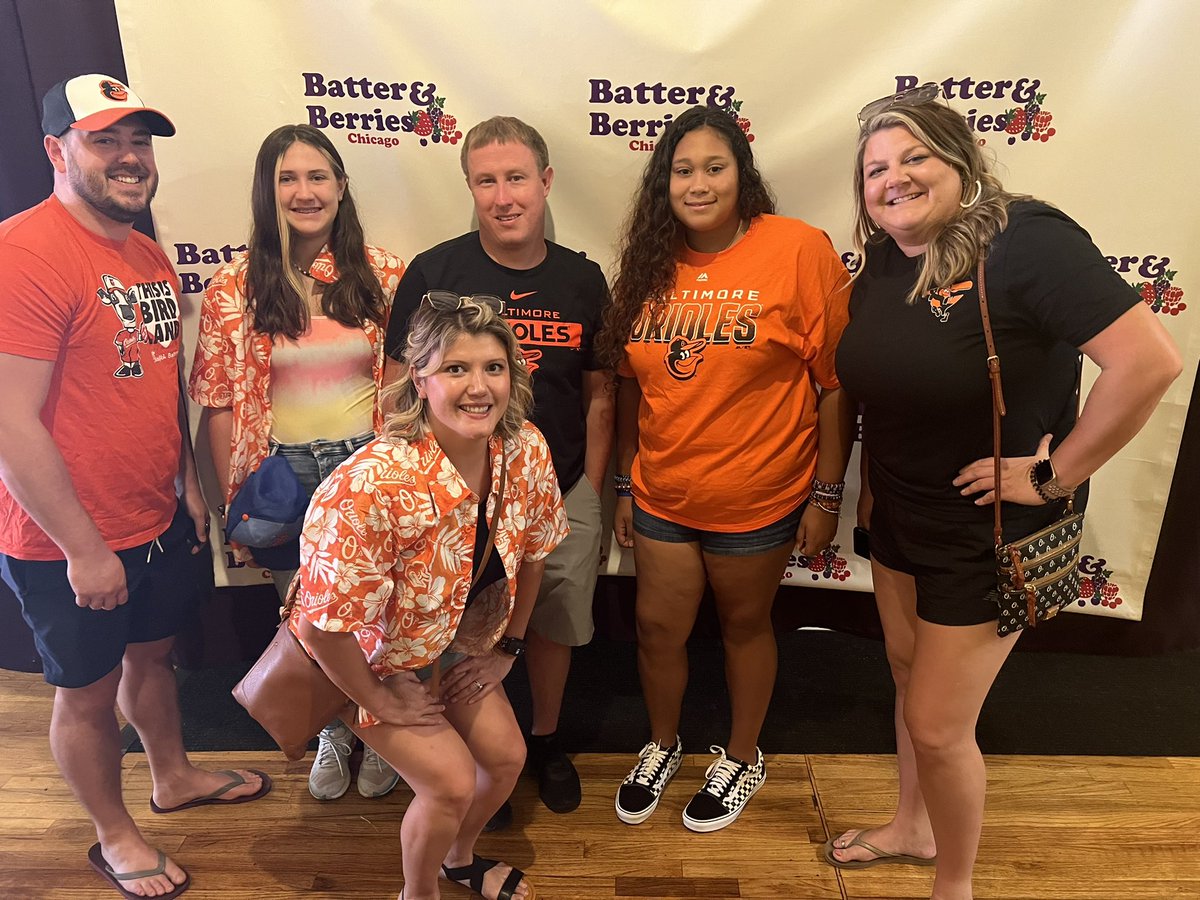 Summy_Summ's tweet image. @Orioles @roller_mvp @cedmull30 @TheAustinHaysss family and friends decided to extend our stay to go to the second O’s game after our W last night. Any seat recommendations for 6 of us!?! Hook a family up LOLO! We are so pumped!!! #Baltimore #Orioles #hookusup #OsMagic #LetsGoOs