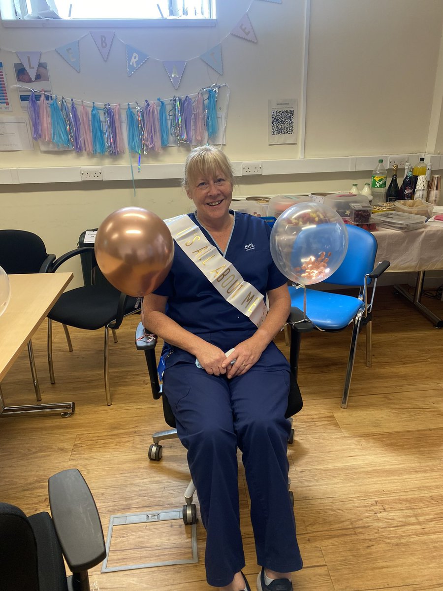 Wishing June a very happy retirement from all her friends and colleagues in the NNU & Maternity hospital. We will miss you greatly June! @AitkenJune @AberdeenFiCare @FionaFwillox85