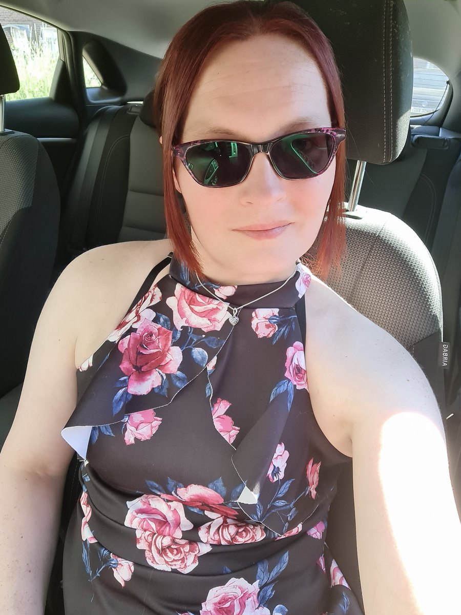 Life_of_Chelle's tweet photo. Not sure if it's others fav pic of me, but its my fav atm 😊 https://t.co/UeC6WUr4to