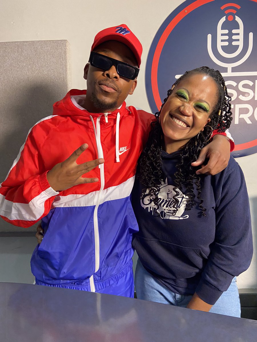 TheElementSA's tweet photo. Such a dope human !! 

Thank you so much to @ThatoSaul for coming through tonight and giving us the beautiful story behind his latest body of work #LifeIsGangsta 💿

Stream it now on your favourite DSP 🤳🏾

#TheElement with The Pristine @QueenAzizzar 👑

#ForTheLoveOfHipHop 🎙 https://t.co/cQ0rFzdeHH