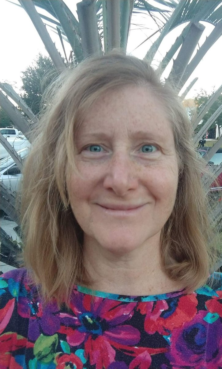 🎉Congratulations on your retirement, DR. CARLA CURRAN!!!  20 years of dedicated service, retiring as a Professor in Marine Sciences. Thank you for your commitment to our SSU. We will miss you around the den. 🧡💙 Learn more: bit.ly/3IMu8Kt