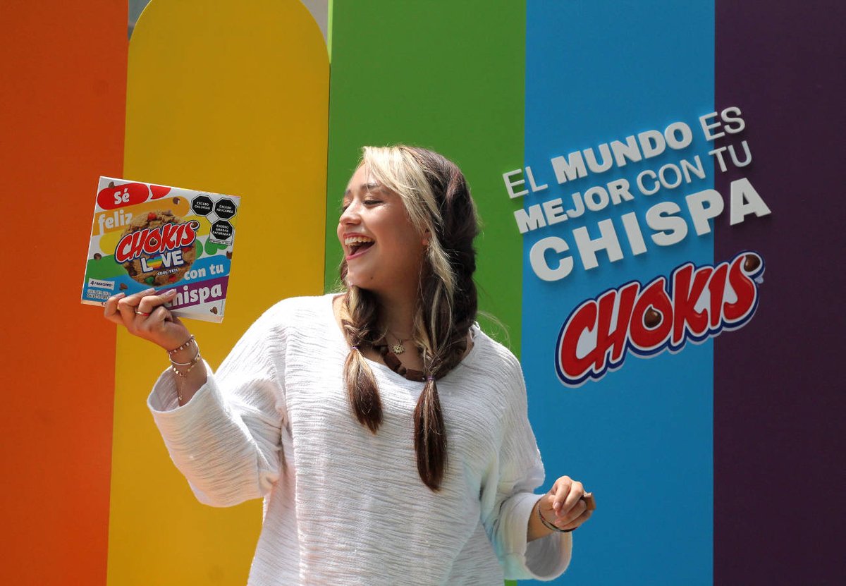 Chokis en alianza con el Museo de la Memoria y Tolerancia y #CONAPRED, presentan: #ElMundoEsMejorConTuChispa una nueva plataforma que invita a todes a ser elles mismes y detonar su chispa para transformar el mundo, portar tus colores con #Orgullo  <a href="/chokis_mx/">Chokis Mx</a> <a href="/museomyt/">Museo Memoria y Tolerancia</a> #Chokis