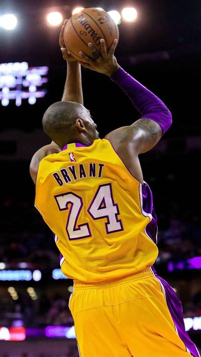 ajgdm19's tweet photo. Kobe Bryant, my idol. https://t.co/GWpATgIdmG