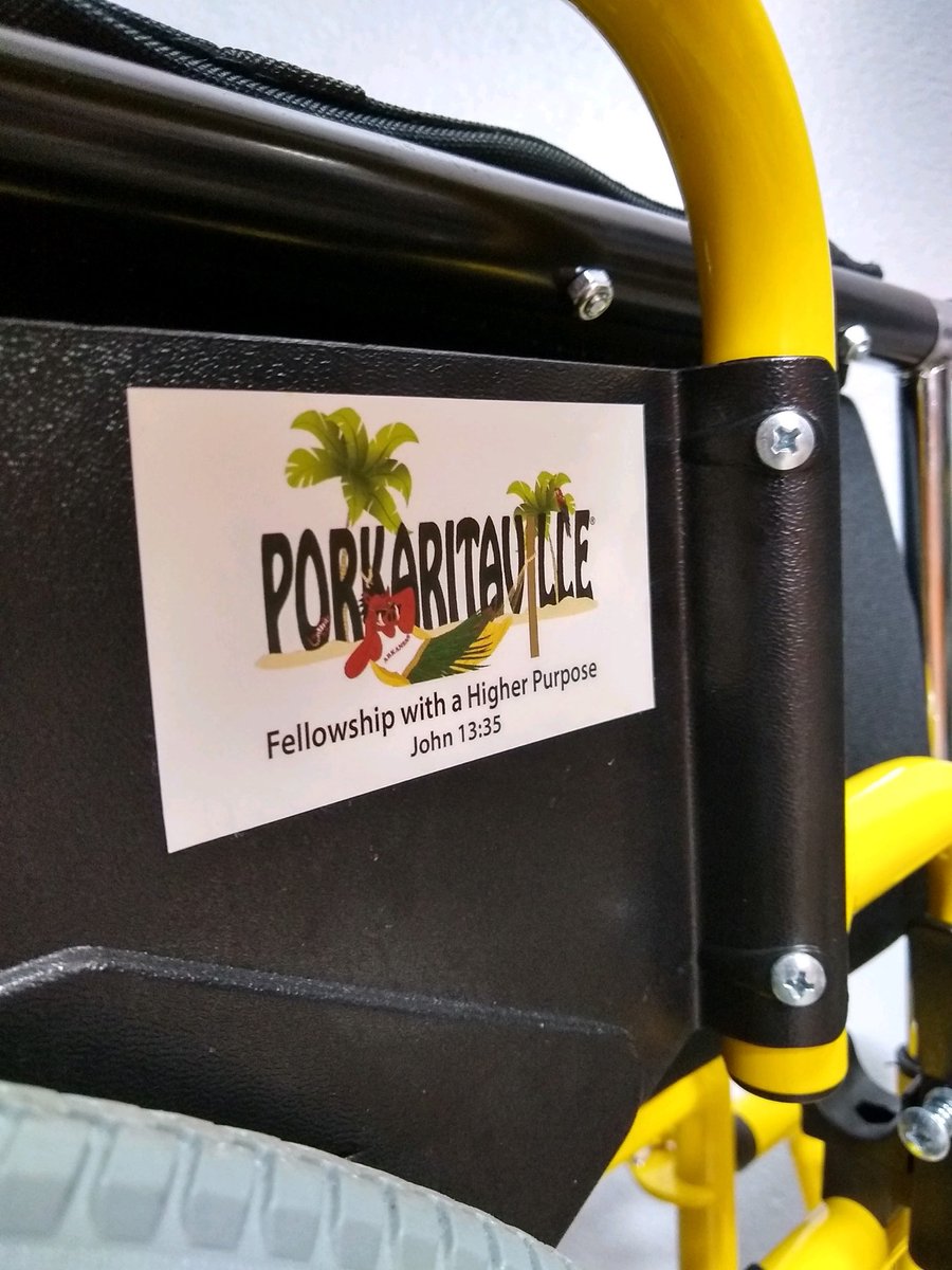 PorkbuttGary's tweet photo. A picture is worth a 1000 words, notice how his view of life changes with the gift of $150 for a new wheelchair!
ā¦@Porkaritavilleā© ā¦@CoachSamPittmanā© ā¦@EricPMusselmanā© ā¦@AMWheelchairā© #TailgatingWithAPurpose https://t.co/Aw9mBEDuJK