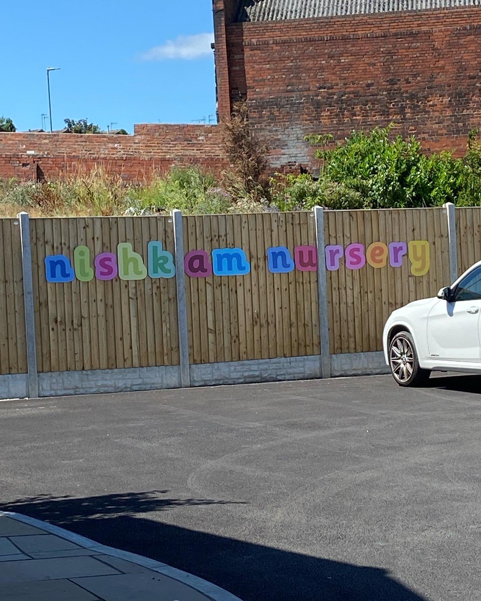 relax_sing's tweet photo. Had a great Relax-Sing session with the @lypft_perinatal Diverse Mums’ Group today 🪷💗

Thank you to @BalDosanjh2 for inviting me 💜

#relaxsing #relaxsingforwellbeing #mumandbaby #relaxation #mindfulness #breathwork #vocalisation #leeds #mentalhealth https://t.co/ZazNo8xoiO