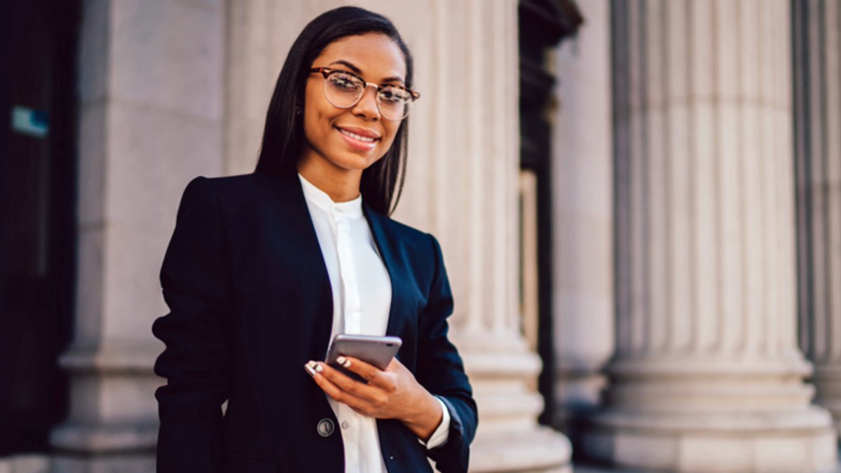 WomanthologyUK's tweet photo. Championing inclusion in the solicitors’ profession and diverse perspectives breaking down barriers ⚖️ https://t.co/MdUurWhQ9c @TheLawSociety #MenAsAllies #Manbassadors #Lawyers #Solicitors #Inclusion #Diversity #DiversityAndInclusion #Equity #Equality #GenderBalance https://t.co/nzKxR1nCco
