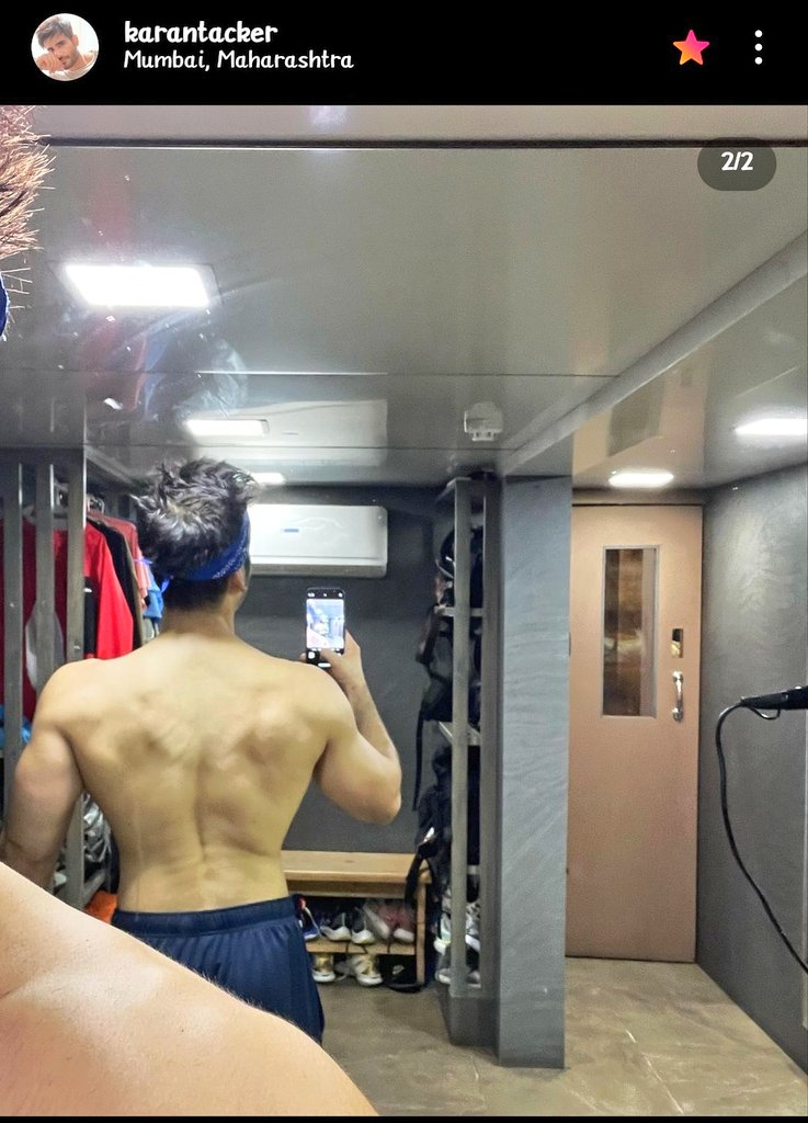DDouqette's tweet photo. Daddy serving us hot shirtless pics (with bulge π€€) after sooo long. ππππ
#KaranTacker #shirtlessmodels #beefydaddy #beefymen #nipclub #daddysfxcktoy #daddyswhores #daddytop #daddyass #bulgespotter #bulgeworship #bulgeinshorts #bulgeboys #FreeBallin https://t.co/Vah9OzGshK