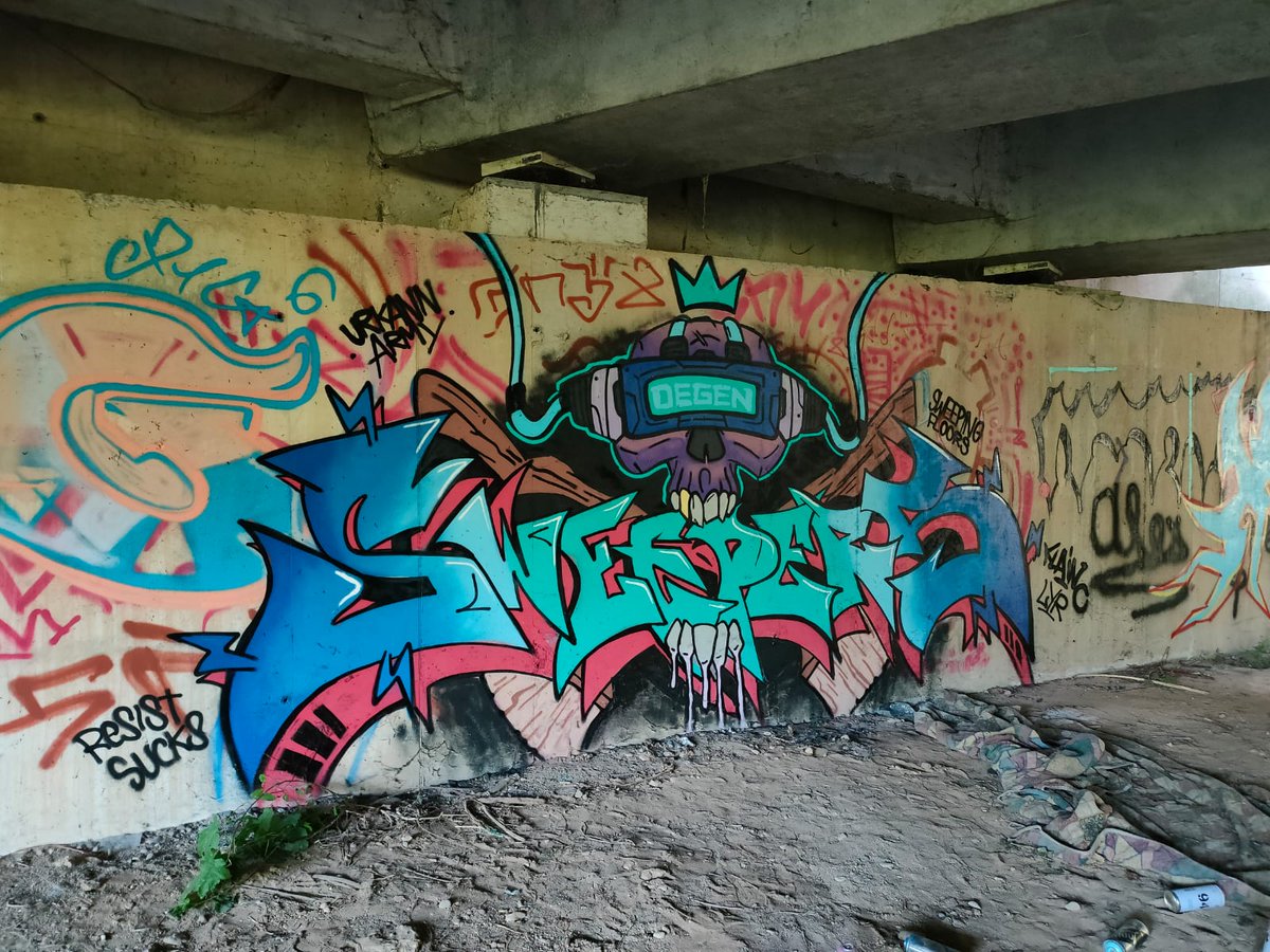 LyricalMandrill's tweet photo. Urkann sweeps floor walls
I sweep this kind of walls

I present you my degen graffiti fan-art dor the best nft project coming.
Love ya Degen Sweepers, Urkann and Resist you are the  best leader and artist!

@DegenSweepers @_Urkann @Resistt_ 

please help me get noticed by them🙏 https://t.co/D4dpNRheBt