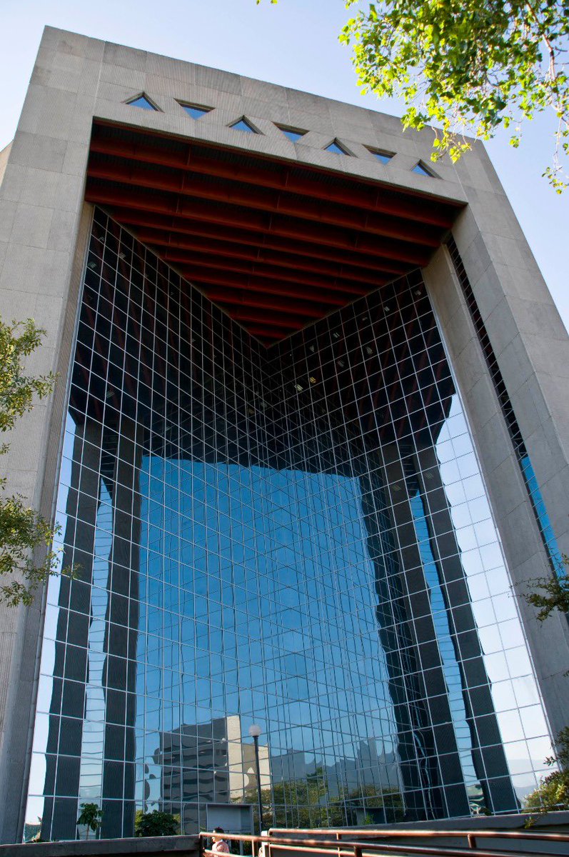 SECTUR_mx's tweet photo. 📣 #ComunicadoSECTUR
La Secretaría de Turismo de México fortalece la capacitación de funcionarios de Embajadas y Consulados de México en #TurismoDeReuniones.

📄 Sigue leyendo 👉🏼https://t.co/stTyly8qKb https://t.co/BMusOAHK2i