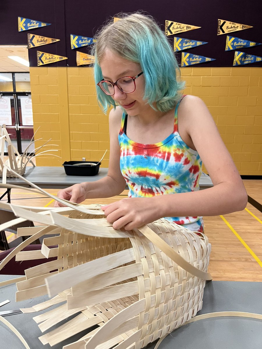 My daughter is LOVING the Indigenous Ways of Knowing, Doing and Expressing NAC101 course offered by the #LKDSB and <a href="/ISWO_ca/">Indigenous Sport & Wellness Ontario</a> in our community of #Bkejwanong