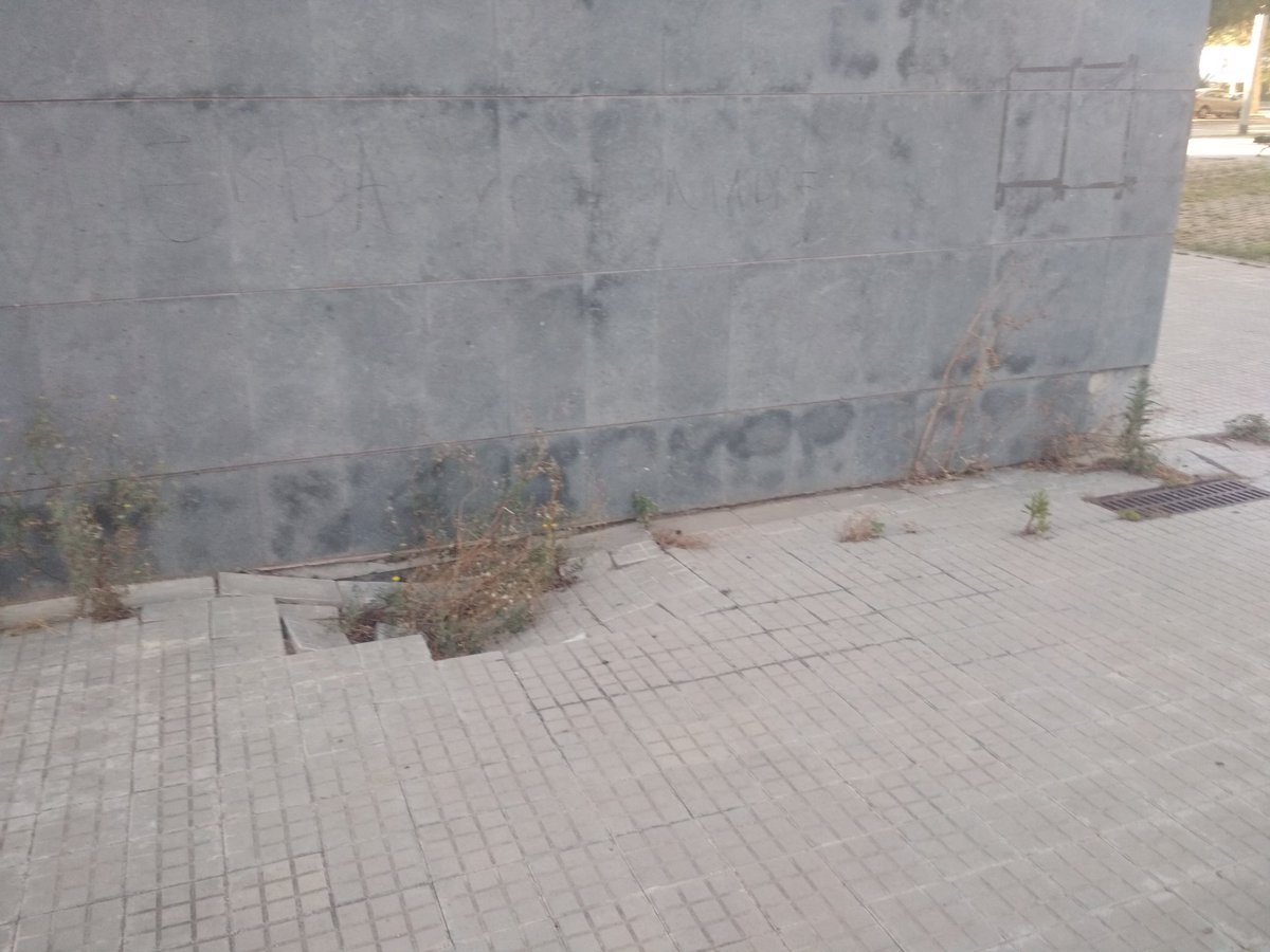 Birradegossos's tweet photo. Plaça de Sant Boi.
#Viladecans #GreenWashing #Soques #PscStyle #PactePelClima #PetjadaEcologica #Agenda2030 #EmoSioEngañao https://t.co/xXkcsPcrgK