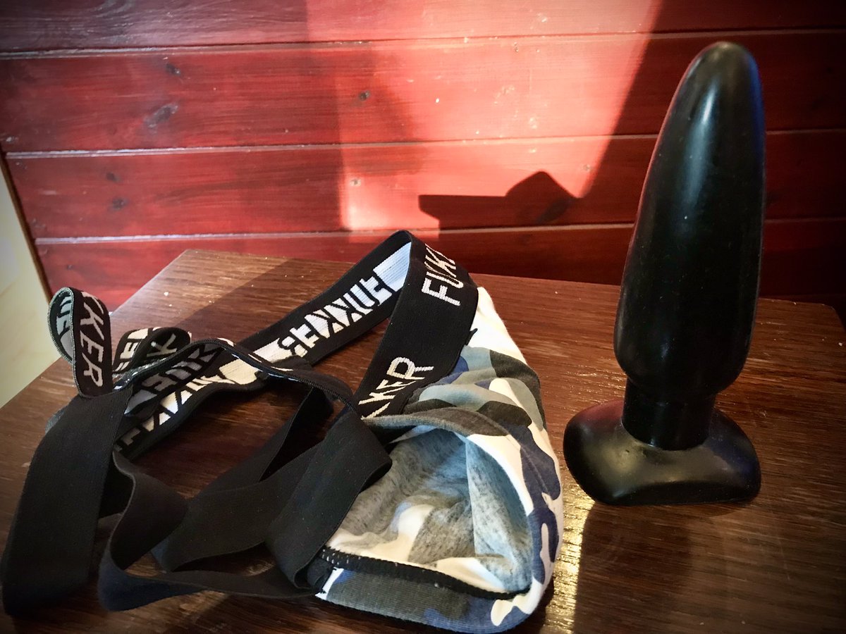 BullPupTorres's tweet photo. Making sure Pup is always ready. #PlugTraining tonight 🐾 https://t.co/ygBwiiLV8b