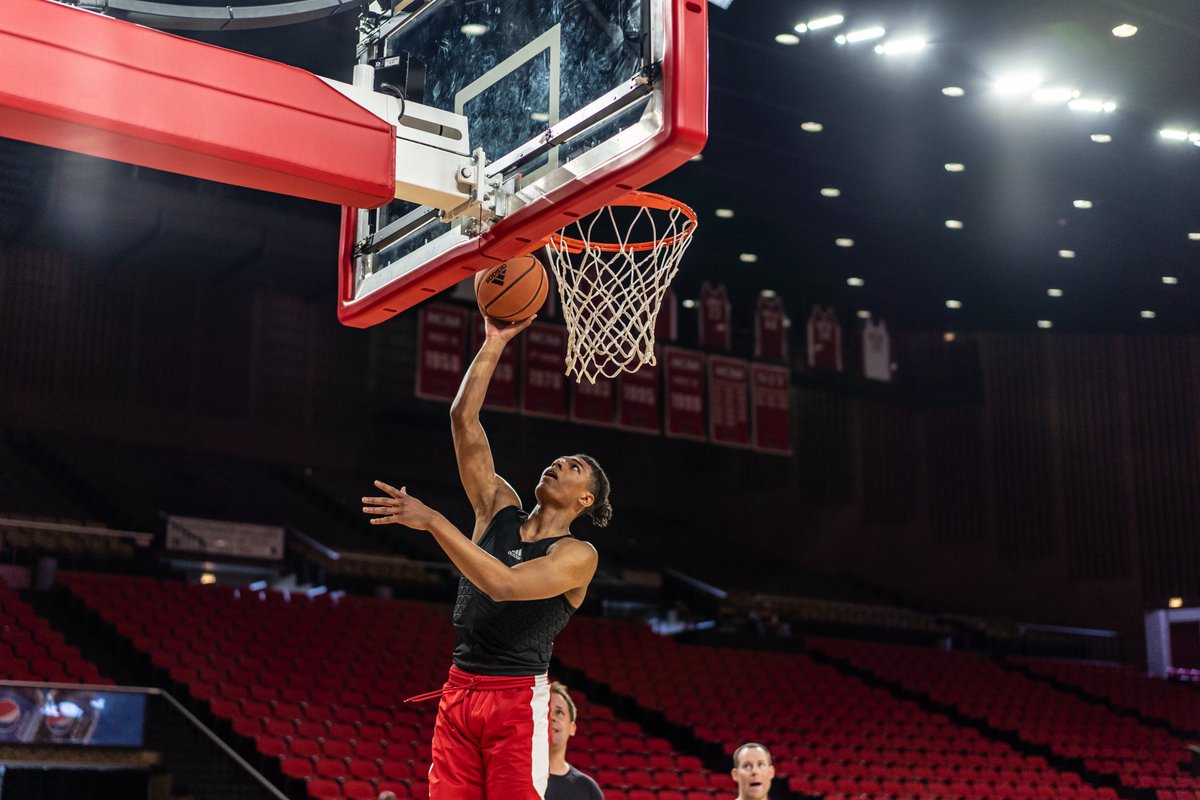 MiamiOH_BBall's tweet image. Another day on the 𝙂𝙧𝙞𝙣𝙙 ‼️
@brysontatum10  @b25smith @lil_ju_lew @mitchellrylee1 

#RiseUpRedHawks