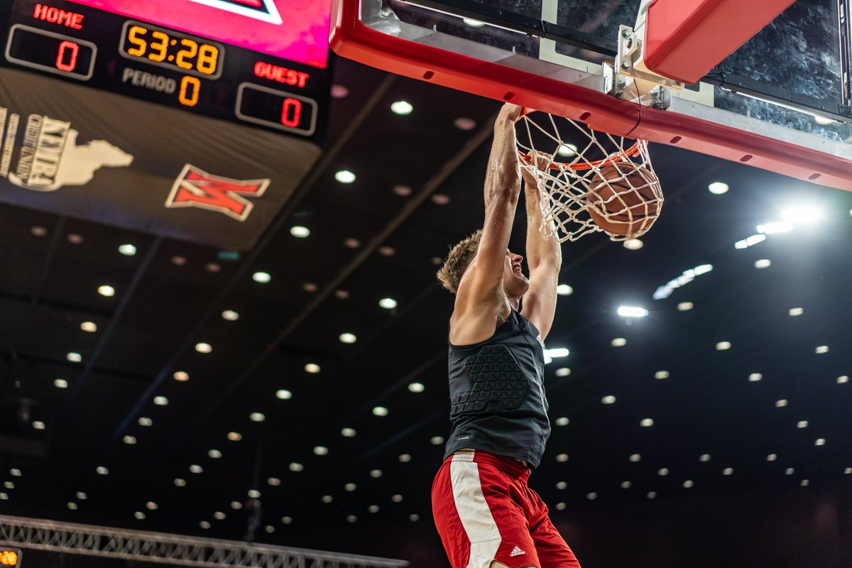 Miami Men’s Basketball (@miamioh_bball) on Twitter photo Another day on the 𝙂𝙧𝙞𝙣𝙙 ‼️
@brysontatum10 <a href="/b25smith/">Billy Smith</a> <a href="/lil_ju_lew/">𝕵𝖚𝖑𝖎𝖆𝖓 𝕷𝖊𝖜𝖎𝖘</a> <a href="/mitchellrylee1/">Mitchell</a>
#RiseUpRedHawks Another day on the 𝙂𝙧𝙞𝙣𝙙 ‼️
@brysontatum10 <a href="/b25smith/">Billy Smith</a> <a href="/lil_ju_lew/">𝕵𝖚𝖑𝖎𝖆𝖓 𝕷𝖊𝖜𝖎𝖘</a> <a href="/mitchellrylee1/">Mitchell</a>
#RiseUpRedHawks