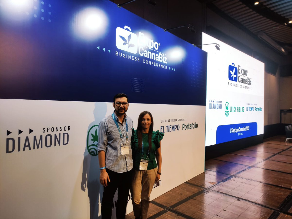 unisalle's tweet photo. ExpoCannaBiz se realizó el pasado 6 y 7 de julio y en este espacio Unisalle presentó sus avances en temas de #cannabismedicinal de la mano del Laboratorio Instrumental de Alta Complejidad - #LIAC 👀🙋🏻♀️💯 Descubre aquí cómo fue esta participación 👉🏻 https://t.co/IWU7c4CBRV 👈🏻 https://t.co/JDxAZmKwBk