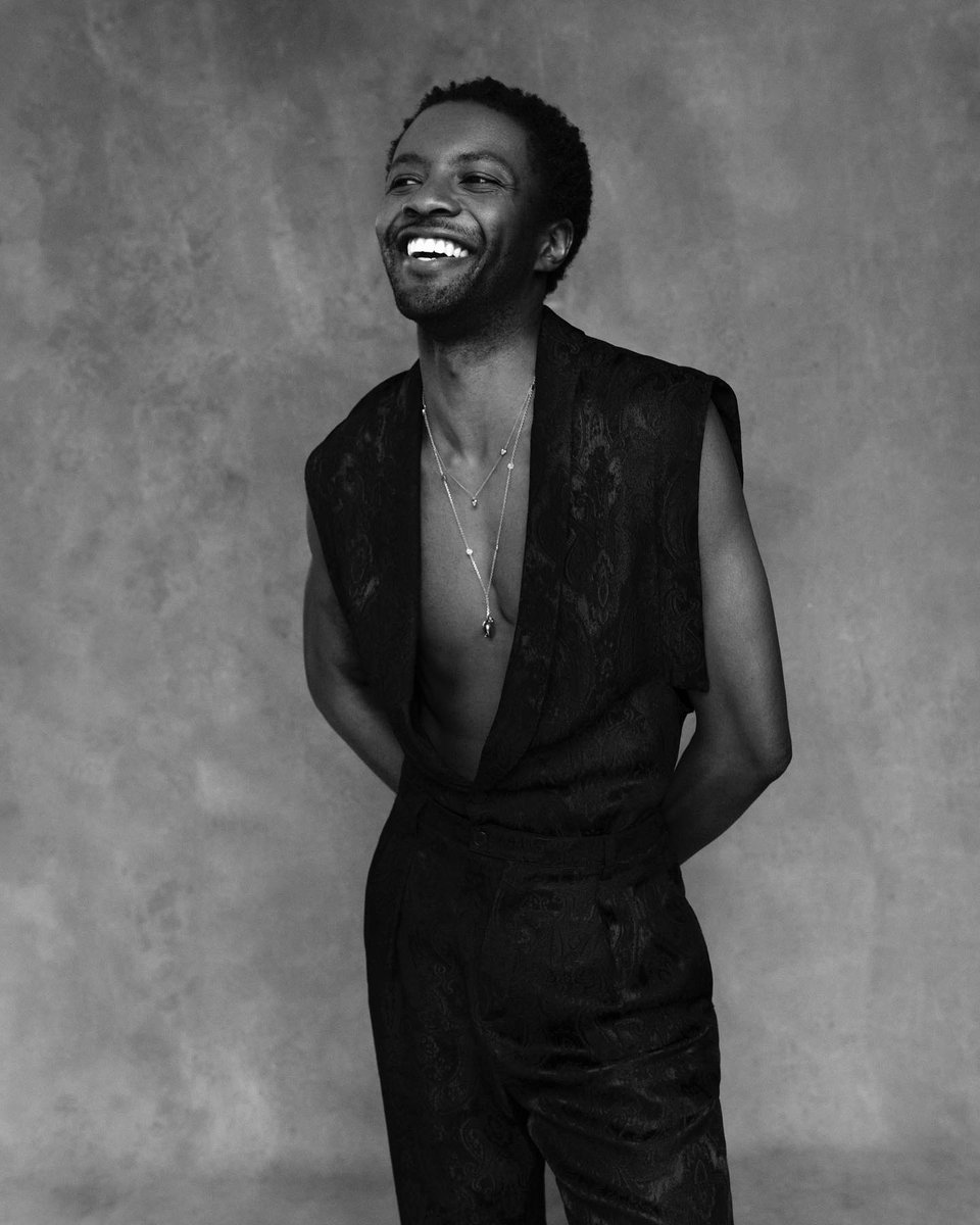 aaronjhurley's tweet photo. Thrilled to be invited to shoot such a special story for @glassmagazine 50th Issue 🤍

‘Introducing 25 for 50 - 25 Creatives poised to become trailblazers in their respective fields, handpicked for our 50th issue anniversary.’ 

First up, Actor #OmariDouglas 🤍 https://t.co/vaMvPSmaBM