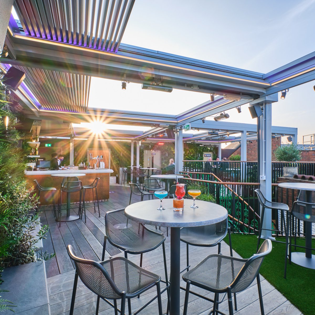 Leicester Square (@discoverlsq) on Twitter photo 🎉 Wishing the <a href="/HippodromeLDN/">Hippodrome Casino</a> a very happy 10th birthday! Celebrate with the perfect steak and wine paired menu, live music and panoramic views on The Rooftop and a FREE silent disco with DJs, flashmobs and cocktails until 2am! 💃🏻🕺
📍 The Hippodrome
🗓 TONIGHT
🕰 'til 2am 🎉 Wishing the <a href="/HippodromeLDN/">Hippodrome Casino</a> a very happy 10th birthday! Celebrate with the perfect steak and wine paired menu, live music and panoramic views on The Rooftop and a FREE silent disco with DJs, flashmobs and cocktails until 2am! 💃🏻🕺
📍 The Hippodrome
🗓 TONIGHT
🕰 'til 2am