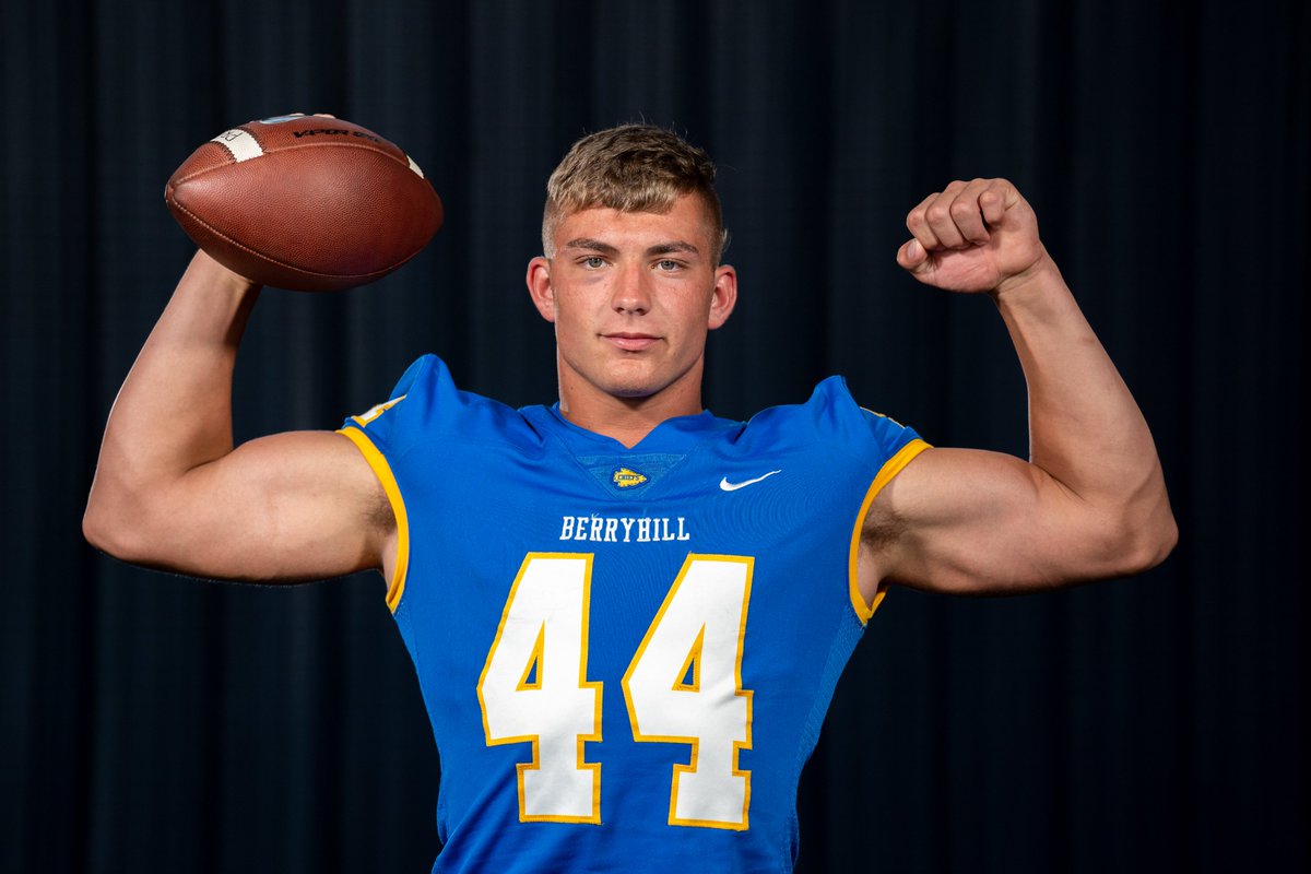 PrepRedzoneOK's tweet photo. 44 Days Until The First Friday Night Of The 2022 Football Season! #OKPreps https://t.co/SLt1echBcr