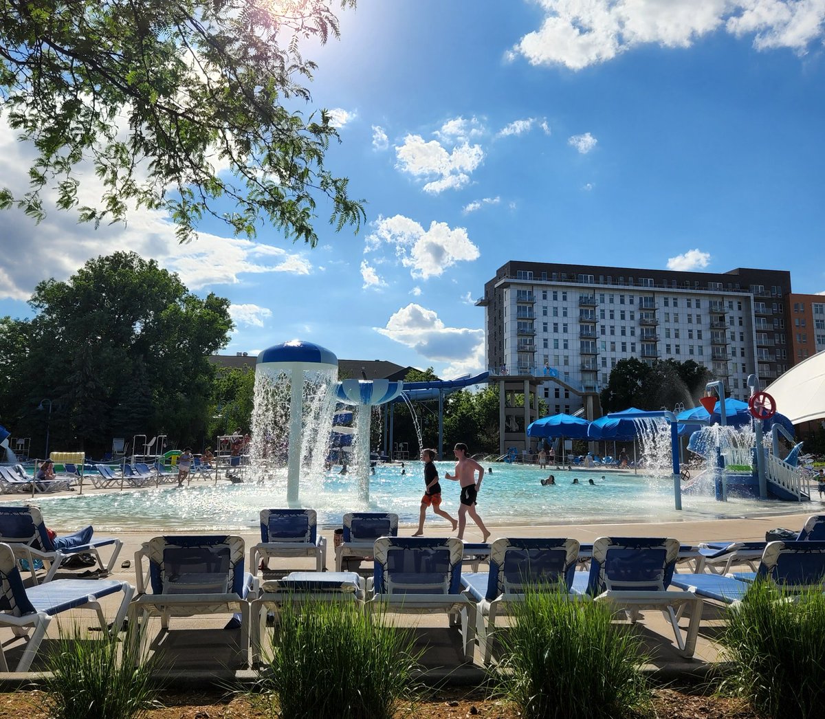 SLPReadFest's tweet photo. GIVEAWAY TIME! 🏖📚 RT this tweet and tell us your all-time *favorite* book for the chance to win a @stlouispark Rec Center Aquatic Park gazebo rental + 10 park passes, perfect for a summer pool party.
We’ll draw and notify the winner on July 22. Happy reading! #SLPReadFest https://t.co/TV8MQPgDn0