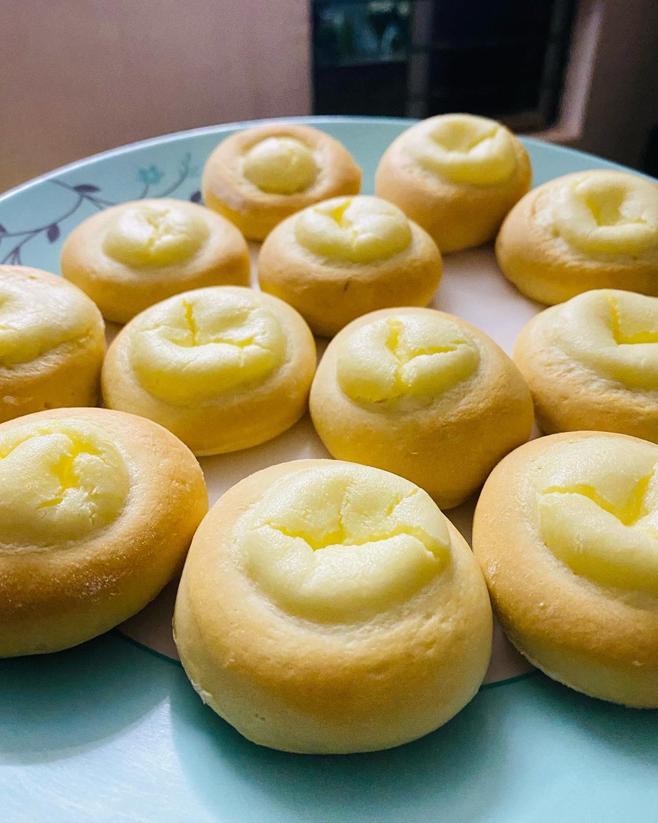 MUMsYUM's tweet photo. Kolache… eggless and yummy. Filled with 🥯 cream cheese …Perfect for a cup of coffee https://t.co/OTvbkj1uYq