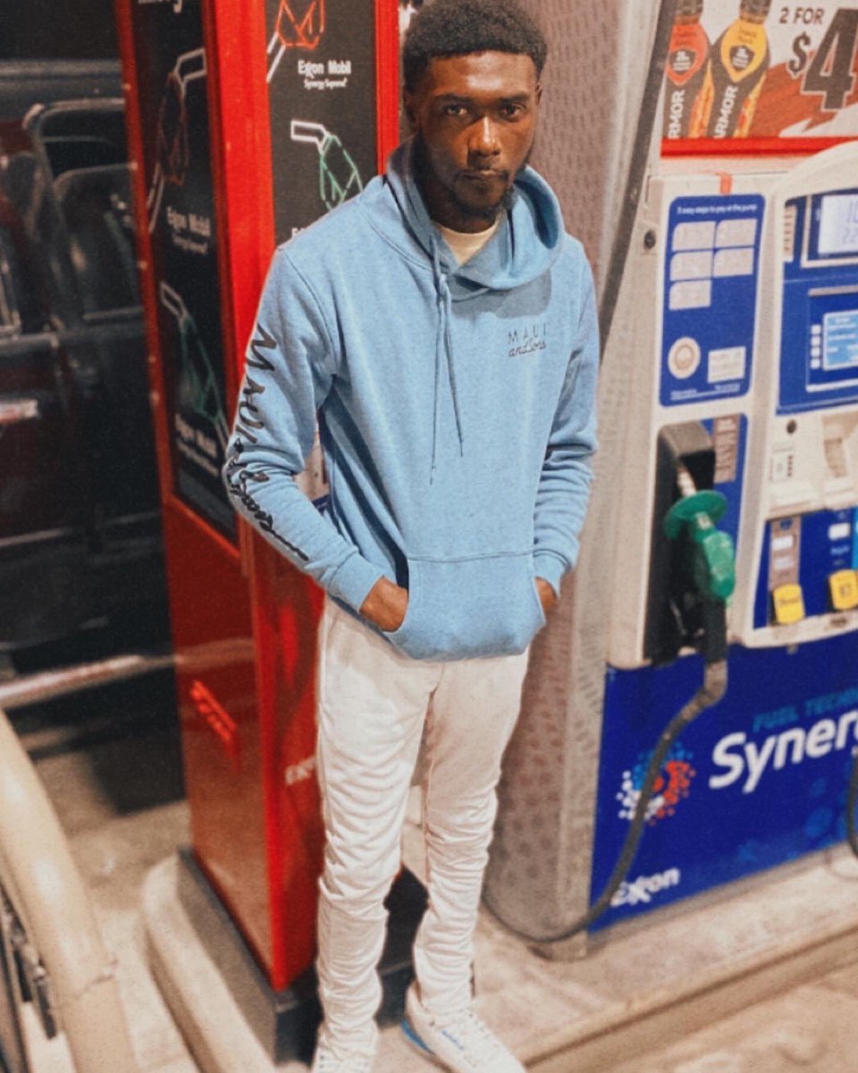 DaverianM's tweet photo. How you wanna be on da team yeen een down ta score..how you wanna be S.M.M. yeen een got no motion❓🥶💲 https://t.co/BKaiK3lEtP