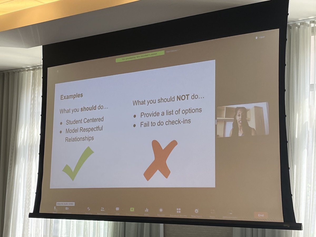 SparcScience's tweet photo. Thanks to Dr. Tara Nkrumah for sharing ideas about culturally relevant teaching! @MobileLabCo @LearningUNDFTD @PABiomed #mobilestem https://t.co/H4XJdvI88U