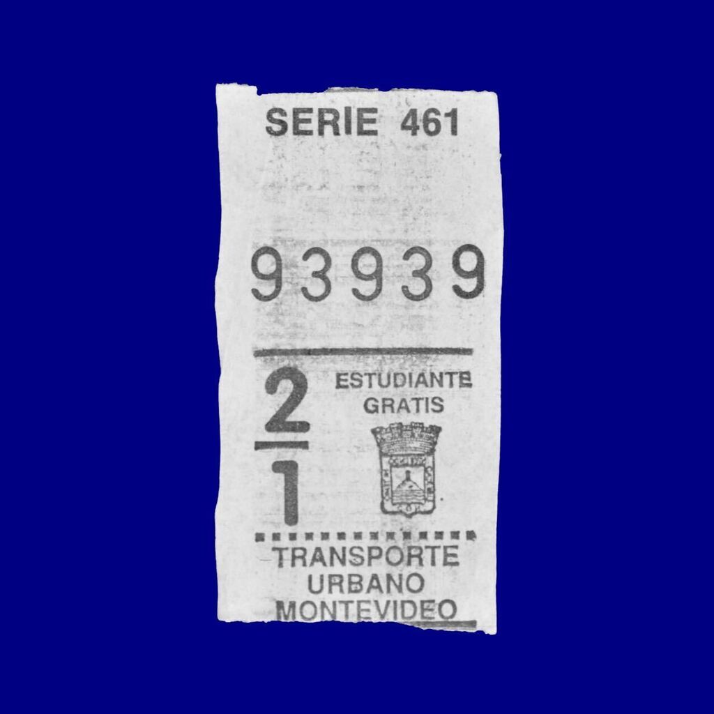 Boleto capicúa
—
Montevideo
—
Circa 1990
—
#diseño #diseñouy #diseñografico #diseñouruguayo #uruguayo #uruguay #impresos #efimeros #designarchives #mvdtipo #deluruguay #design #lapatriauy #graphicdesign #ephemeral #ephemera #print #tipografia #typography #mvdtipo
