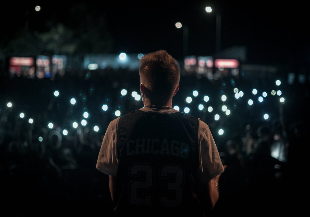 olha tanta luz ________