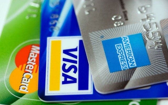 melshomes88's tweet photo. Knowing these pros and cons can help you be a responsible credit card user. #smartmoney #personalfinances  https://t.co/wRP1DqZGsx https://t.co/dUctgHvS23