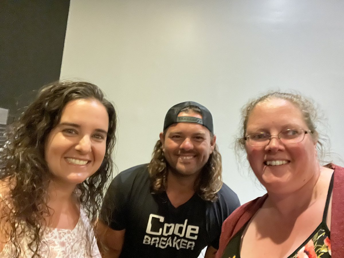 FdkSlack's tweet photo. what fun hands-on learning looks like #Kindergarten #educators what are you doing with your summer - Learning to #codeinkindergarten! @codebreakeredu @makeymakey @McMenemyTweets @mraspinall @scdece #etfo Would love more PL from them @SCDSB_Schools https://t.co/hxnhhAXTuS