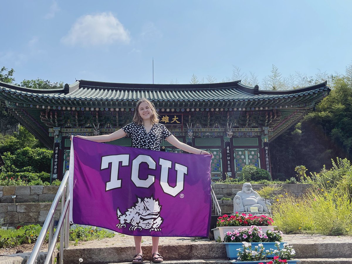 TCU's tweet photo. Some more Frog pride this summer in📍South Korea! #myTCUsummer #TCU https://t.co/A01MZoQEaP