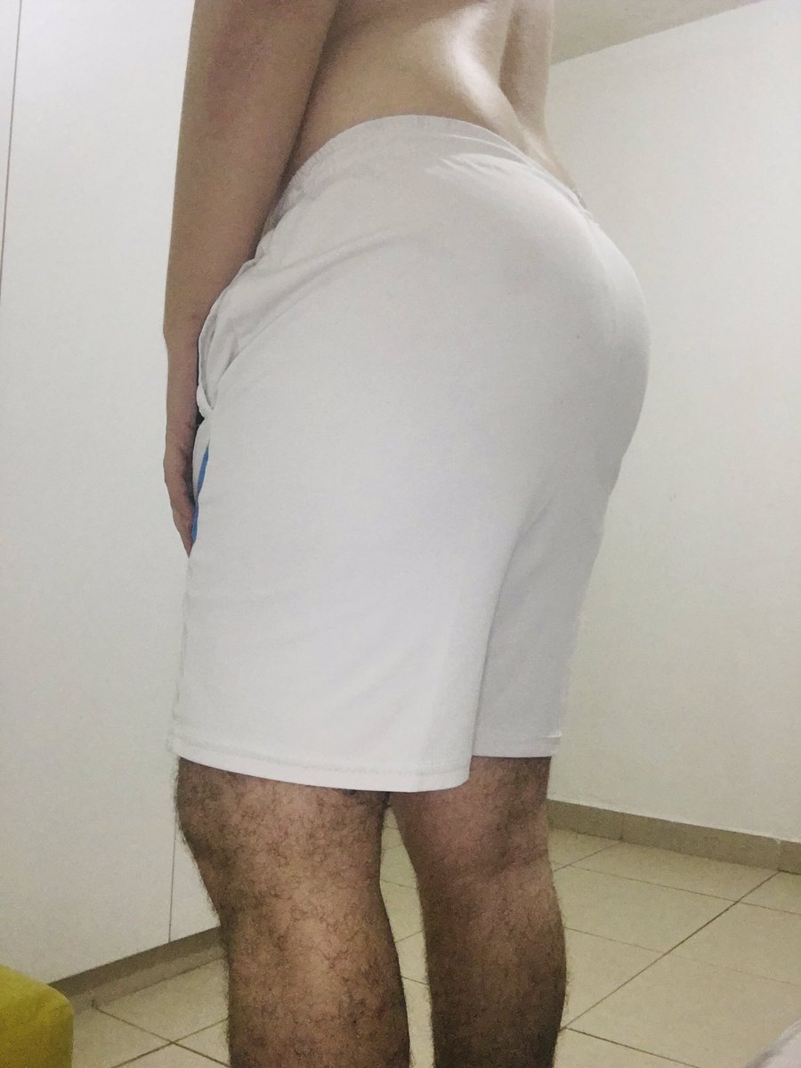 Quien me acompaña esta tarde, estoy solito y antojado de una buena barra de chocolate 🍫