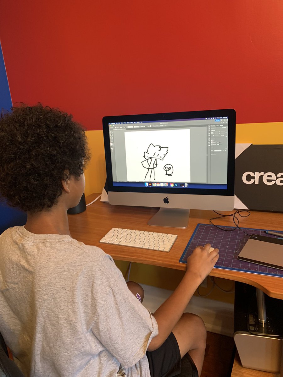 YepWeDesign's tweet photo. Learning Adobe Illustrator @creativecloud #yepwedesign #creativethinkers #GraphicDesign #creativecamp https://t.co/azA751fDVJ