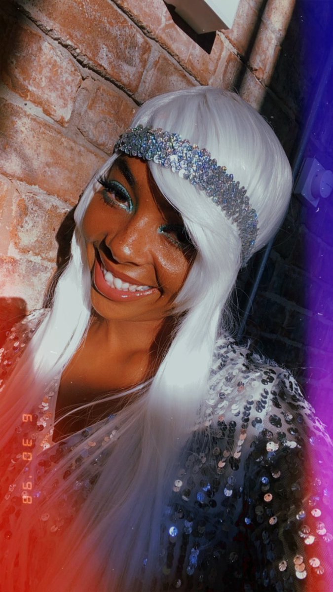 Only 4shows left <a href="/RoyalCourtLiv/">Royal Court Liverpool</a>  MamAmEre!!
#discodiva  #Dancer #lovinglife #grateful