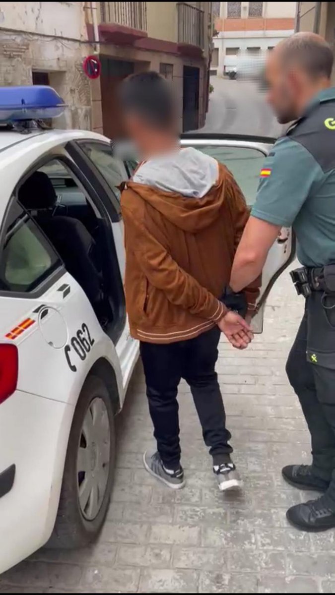 La Guardia Civil detiene a un agresor sexual gracias a la colaboración ciudadana - is.gd/rGqoLA