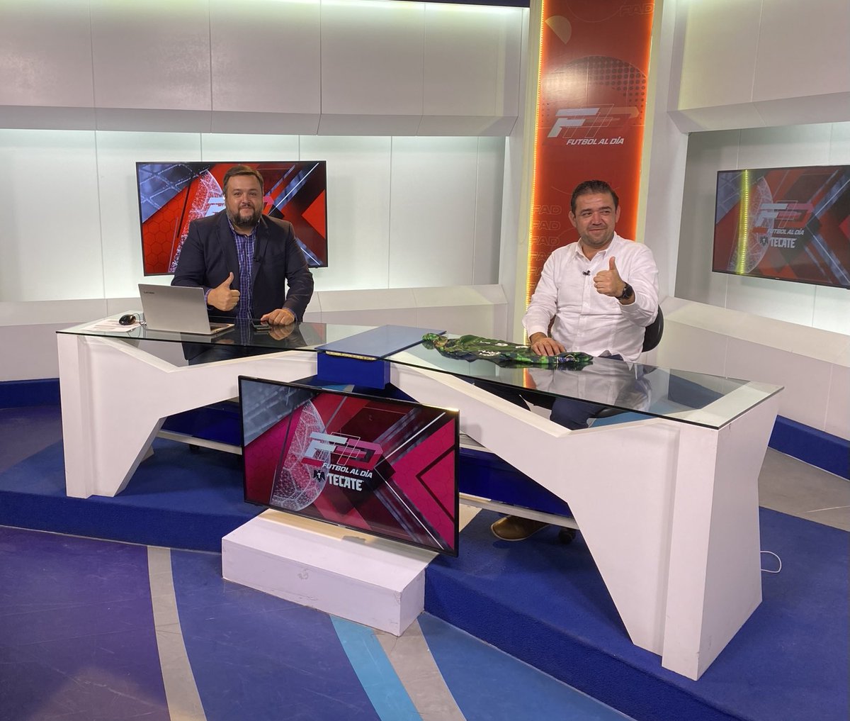 Ahora en ⁦<a href="/FutbolAlDiaB/">Multimedios Deportes Bajío</a>⁩ con ⁦<a href="/PacoVela14/">Paco Vela</a>⁩ ⁦<a href="/LuisAgVal/">Luis M Aguilar V</a>⁩ platica de las sorpresas que se tienen para la edición número 8 de la carrera “La Gran Fuerza de México”