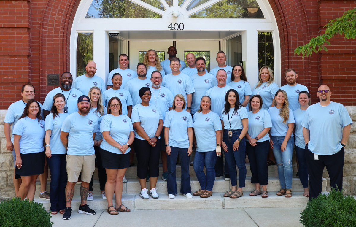 StChasCitySch's tweet photo. SCSD admins have been collaborating and prepping for the upcoming school year the past 2 days at the Benton Admin Center as part of their annual "Admin Retreat".  Lots of ideas, teamwork and training have been taking place. 2022-23 is going to be a GREAT school year. #SCSDgreat https://t.co/ca6Cncafgu