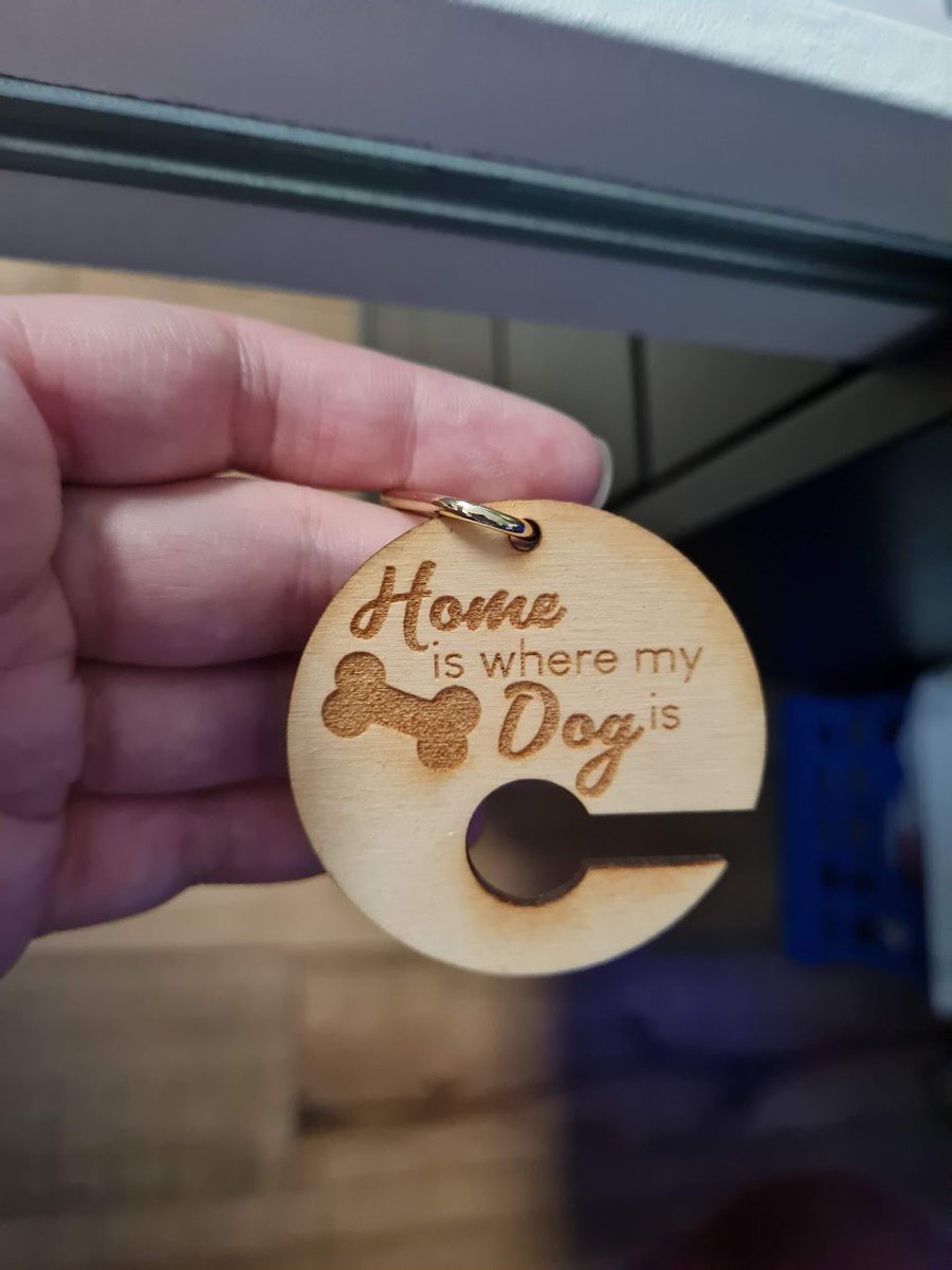 izzybellgee's tweet image. we're trying to clean out the office of spare wood... anyone interested in custom white plywood keychains? im willing to put pretty much anything on them im just out of ideas lmao
examples (including some on the laser at the moment):