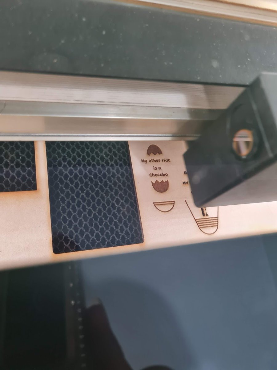 izzybellgee's tweet image. we're trying to clean out the office of spare wood... anyone interested in custom white plywood keychains? im willing to put pretty much anything on them im just out of ideas lmao
examples (including some on the laser at the moment):