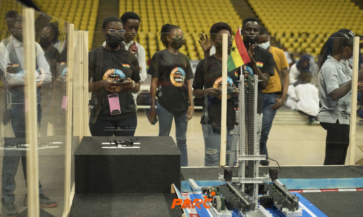 Senecole's tweet photo. @ParcRobotics continues to engage young people and facilitate learning through actionable STEM activities focused on solving sustainable development challenges facing Africa. https://t.co/4UBd4kgjYj